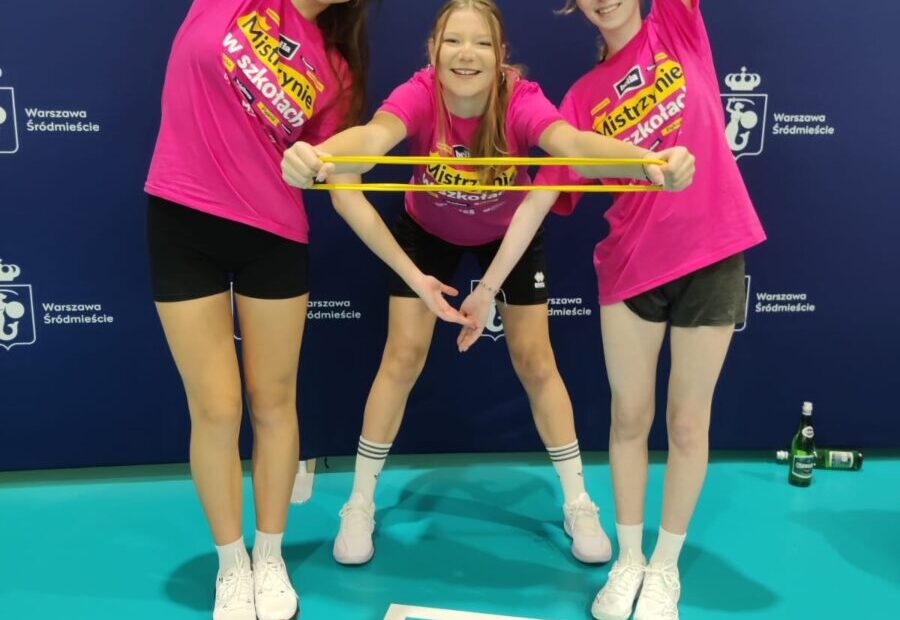 zajecia sportowe dla dziewczyn 3 dziewczyny