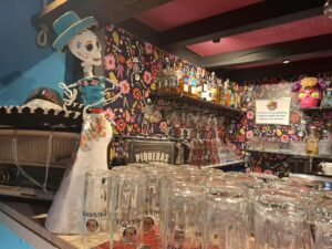 Warsztaty językowo-kulinarne widok na część barową